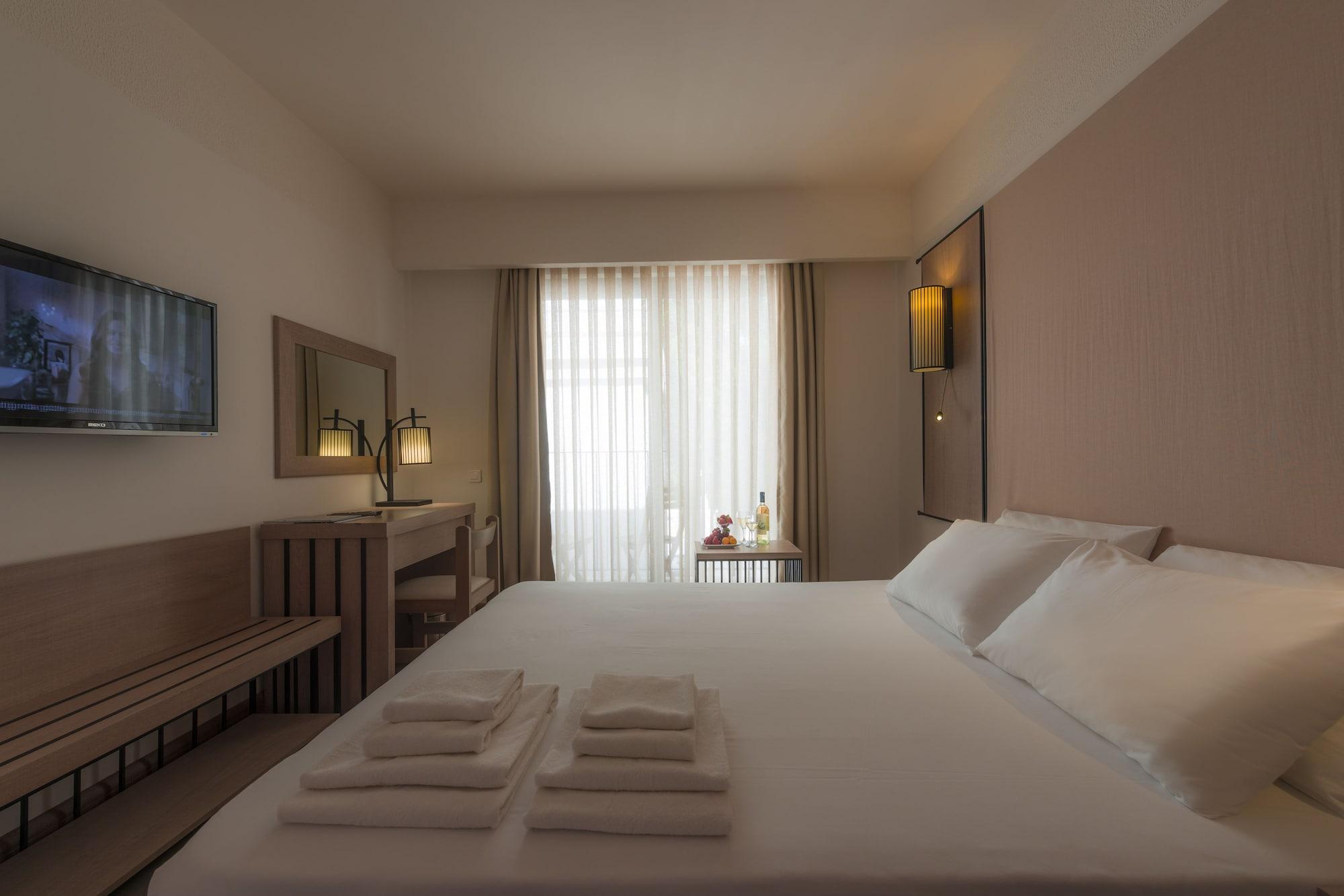 אקיארלר Liv Hotel By Bellazure מראה חיצוני תמונה