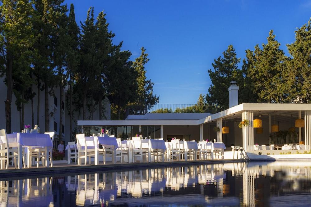 אקיארלר Liv Hotel By Bellazure מראה חיצוני תמונה