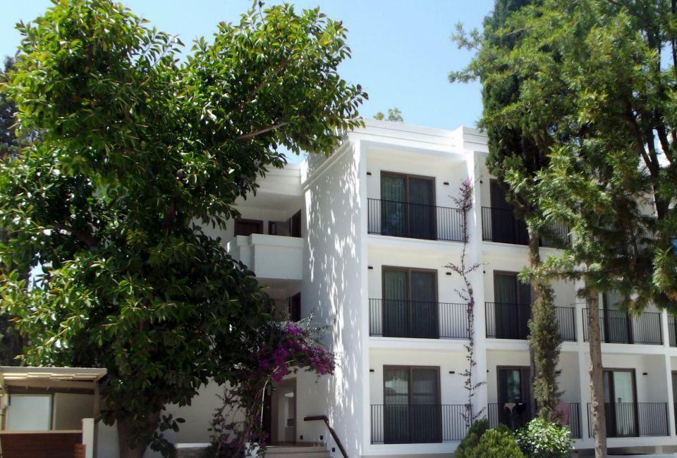 אקיארלר Liv Hotel By Bellazure מראה חיצוני תמונה