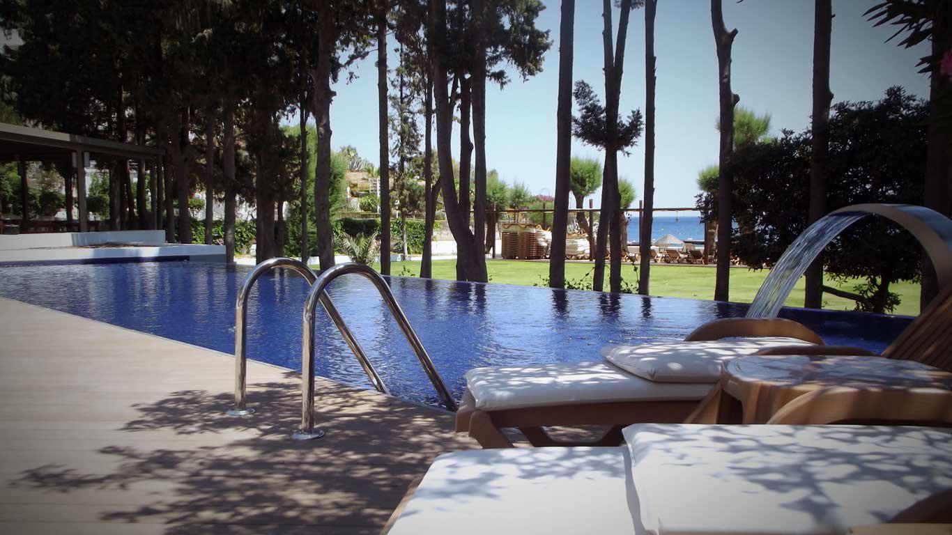אקיארלר Liv Hotel By Bellazure מראה חיצוני תמונה