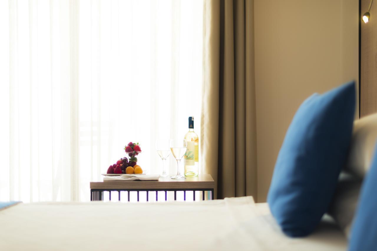 אקיארלר Liv Hotel By Bellazure מראה חיצוני תמונה